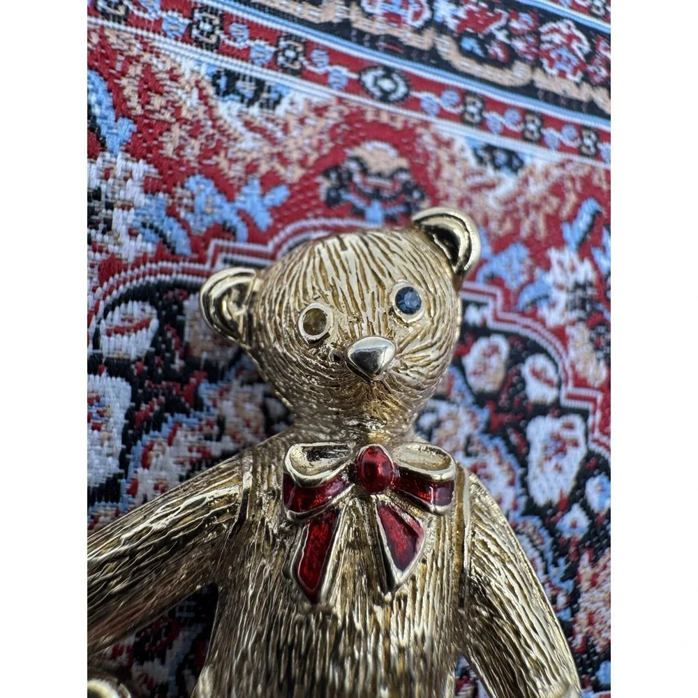 Carolee Vtg‎ Gold Tone Teddy Bear Brooch Red Enamel Bow Heart Charm Rhinestone